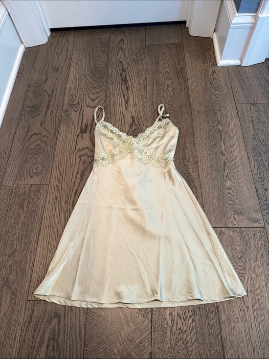 Princess Polly Dresses & Skirts - Princess Polly Pale Light Green Lace-Trim Mini Slip Dress